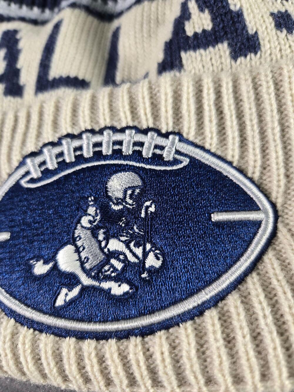 Dallas Cowboys Hat One Size New Era NFL Football Knit Beanie Pom Embroidered - Picture 2 of 5
